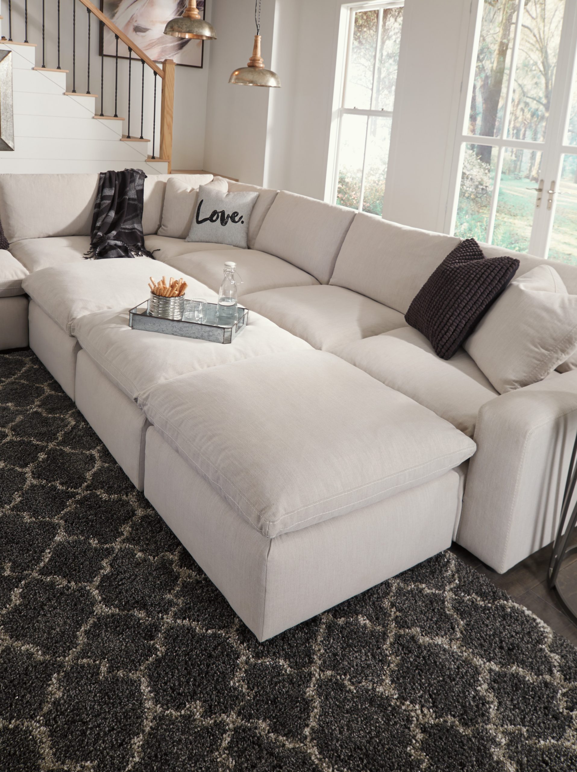 SAVESTO OVERSIZED ACCENT OTTOMAN Ivory