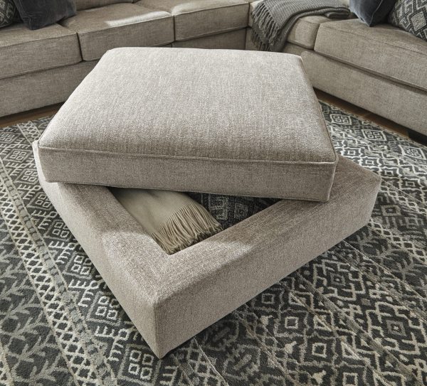 BOVARIAN OTTOMAN WITH STORAGE