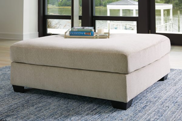 ENOLA OVERSIZED ACCENT OTTOMAN