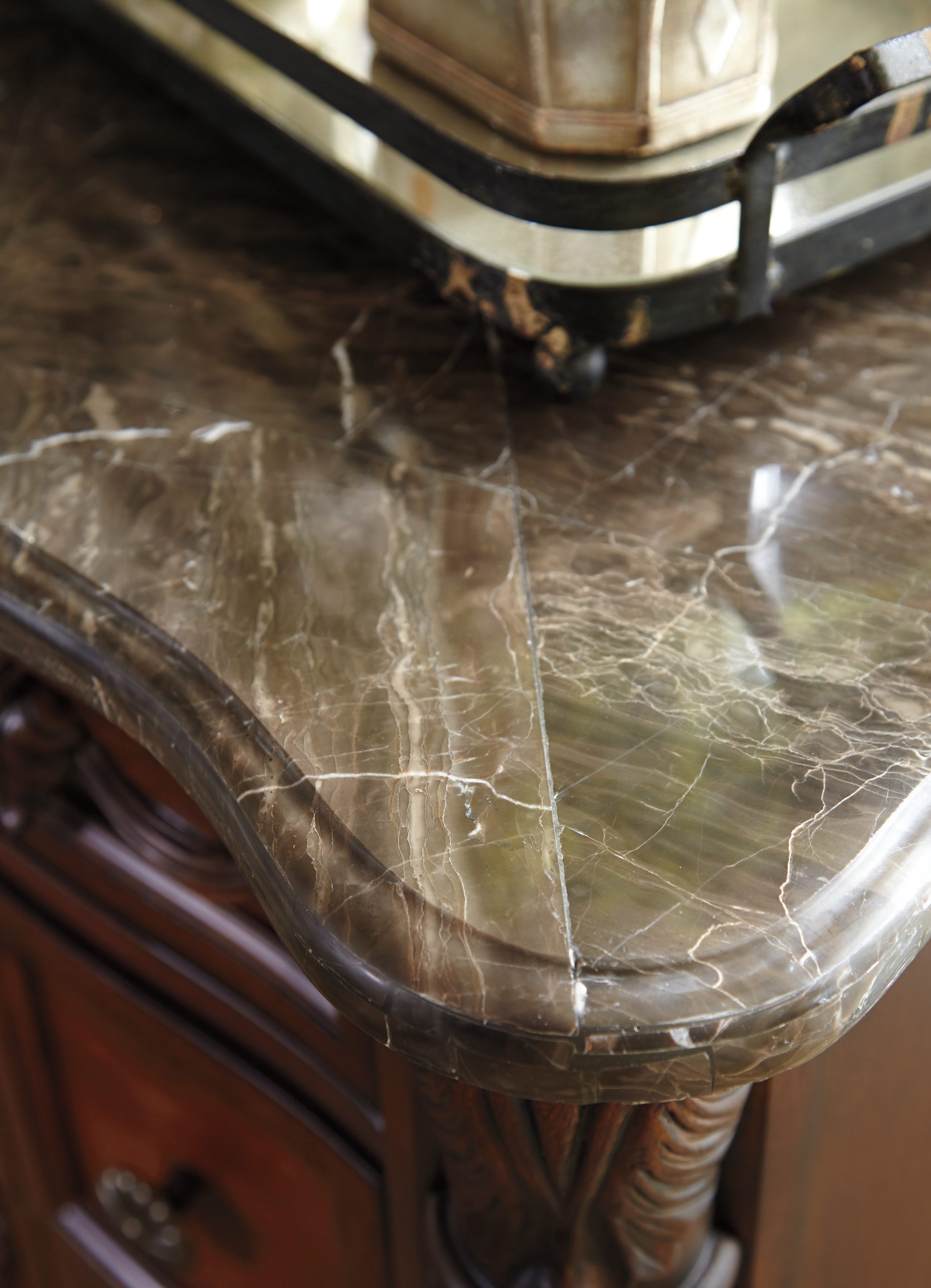 NORTH SHORE THREE DRAWER NIGHTSTAND