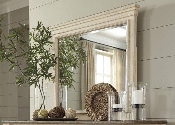 BOLANBURG BEDROOM MIRROR