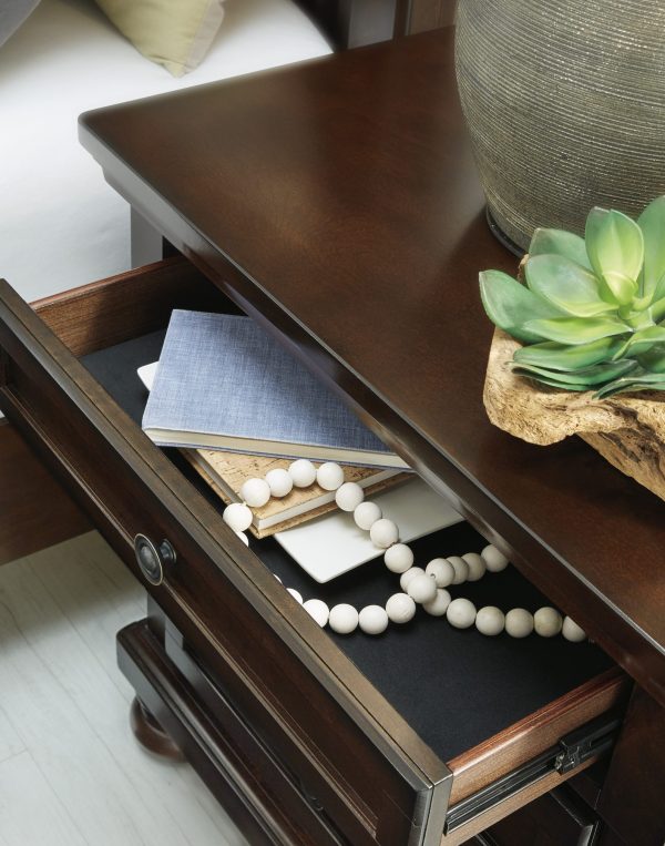 PORTER 2 DRAWER NIGHTSTAND - Image 4