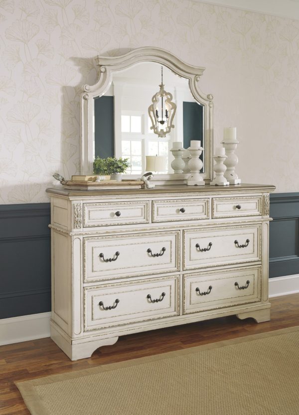 REALYN BEDROOM MIRROR