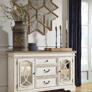 REALYN DINING SERVER