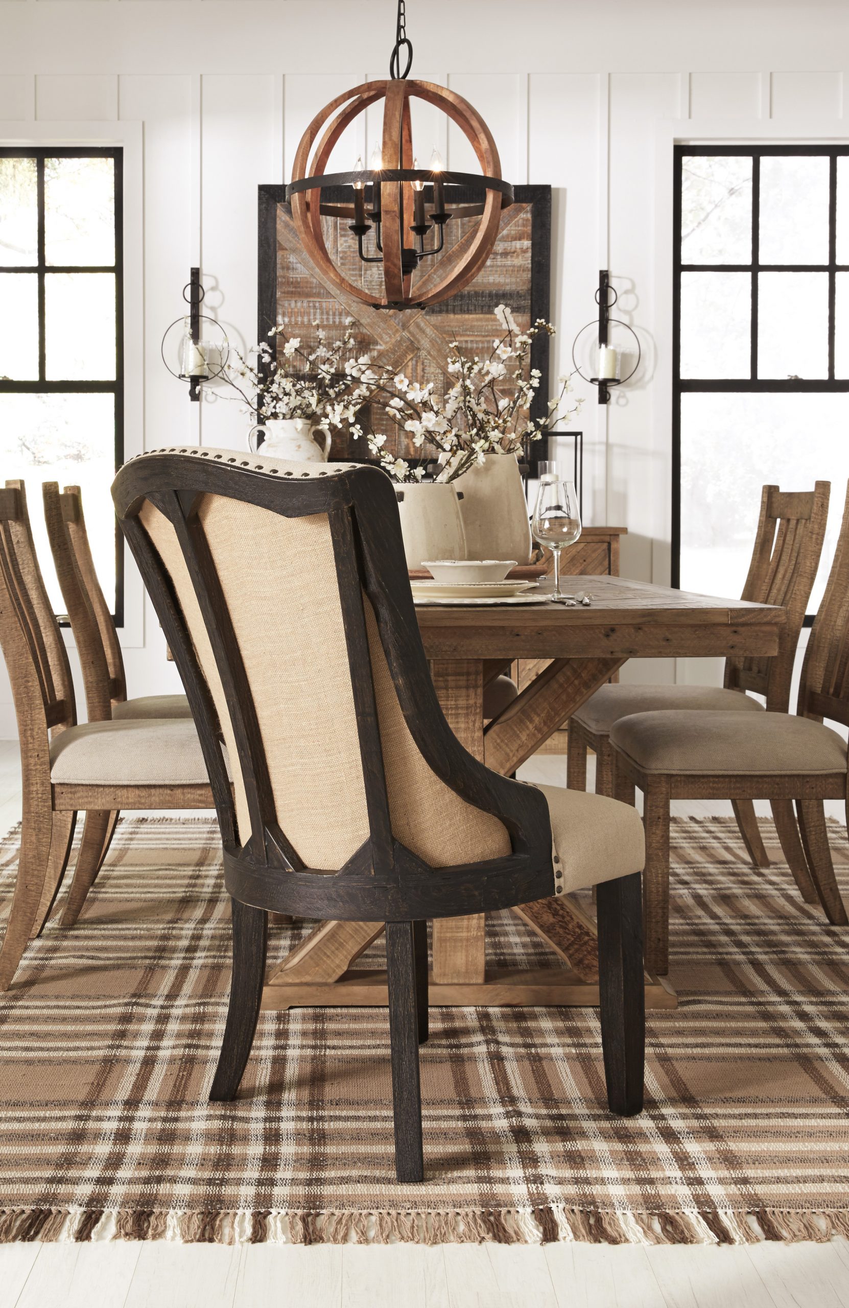 Ashley Furniture Grindleburg Rectangular Dining Table