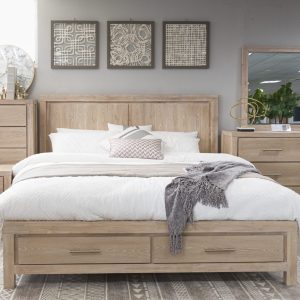 Yalinton Queen Panel Bed