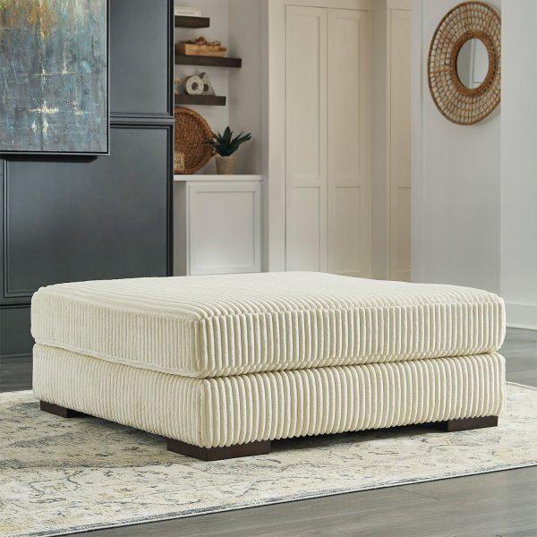 LINDYN OVER/S ACCENT OTTOMAN Ivory