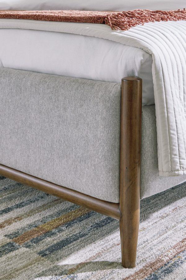 Lyncott Queen Upholstered Bed - Image 7