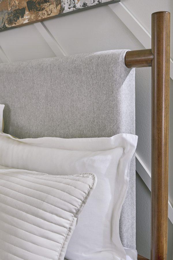 Lyncott Queen Upholstered Bed - Image 8