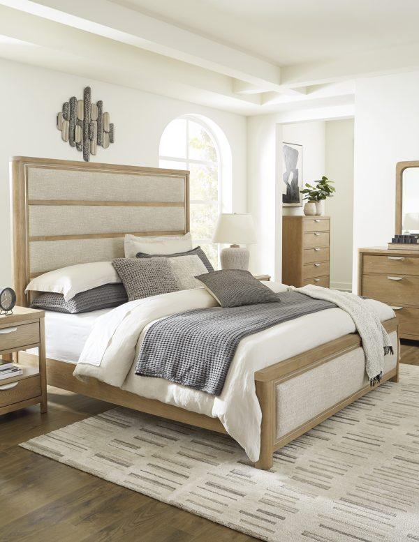 Rencott King Upholstered Panel Bed