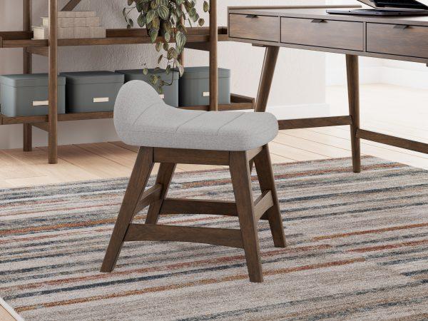LYNCOTT OFFICE DESK CHAIR