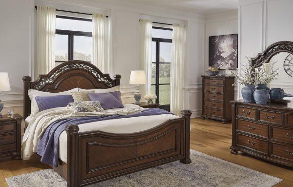 Lavinton Queen Poster Bed - Image 3