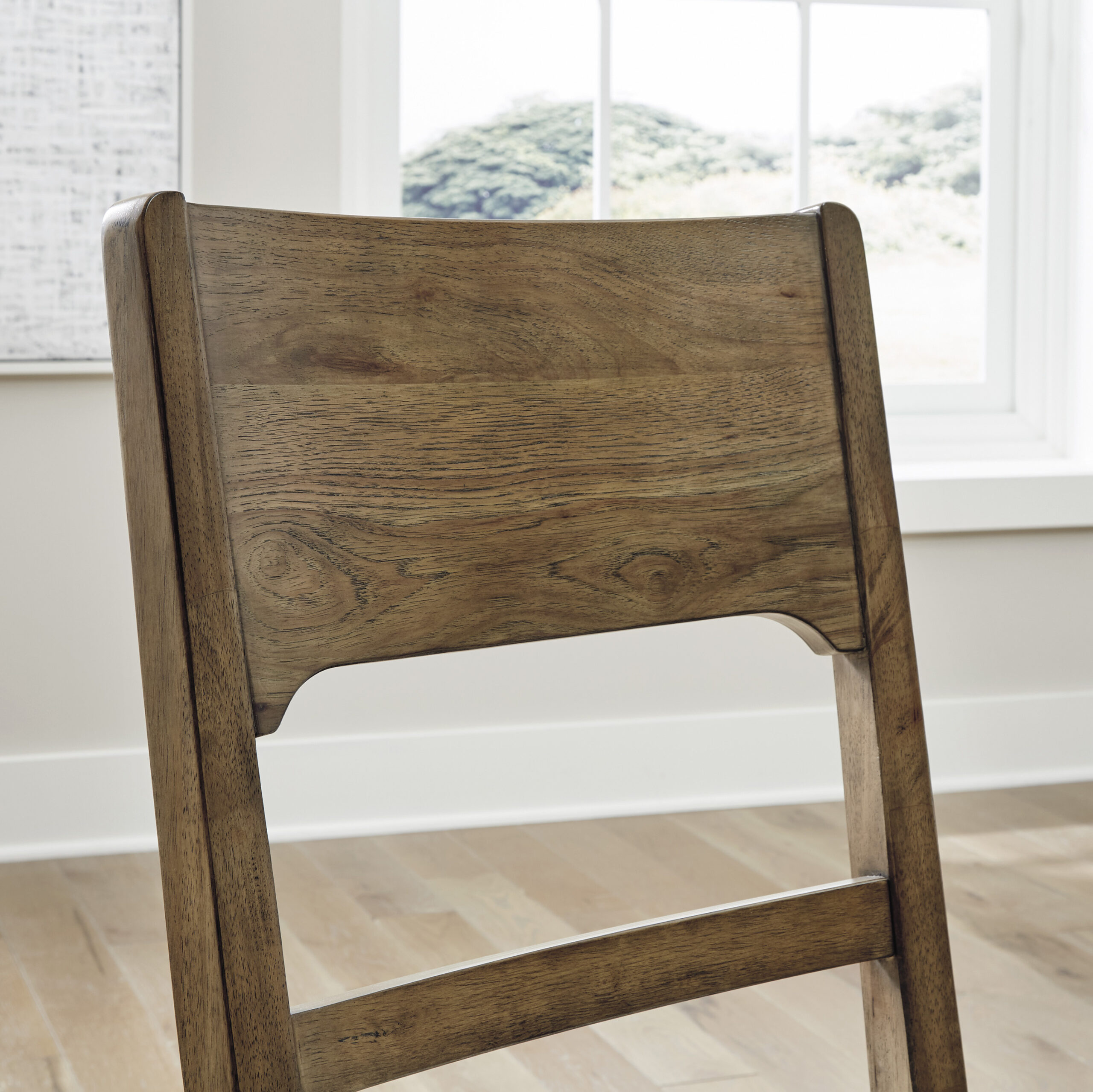 Cabalynn 5-Piece Extendable Dining Set - Image 4